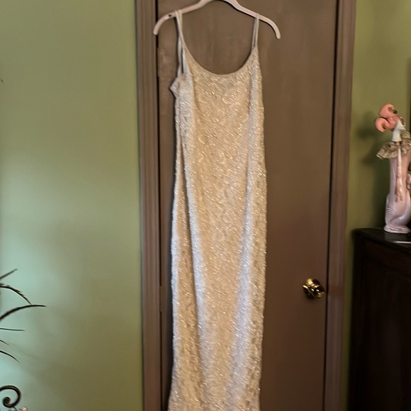 Evening gown - Picture 1 of 1